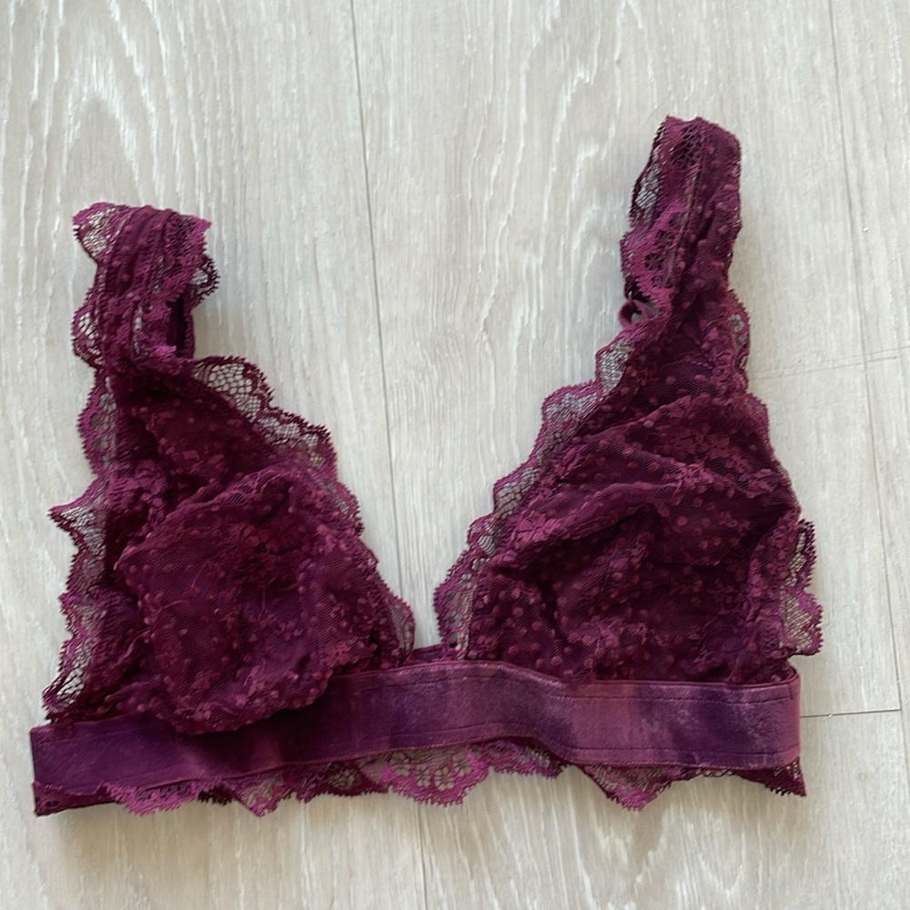 Victoria’s Secret bralette - Medium